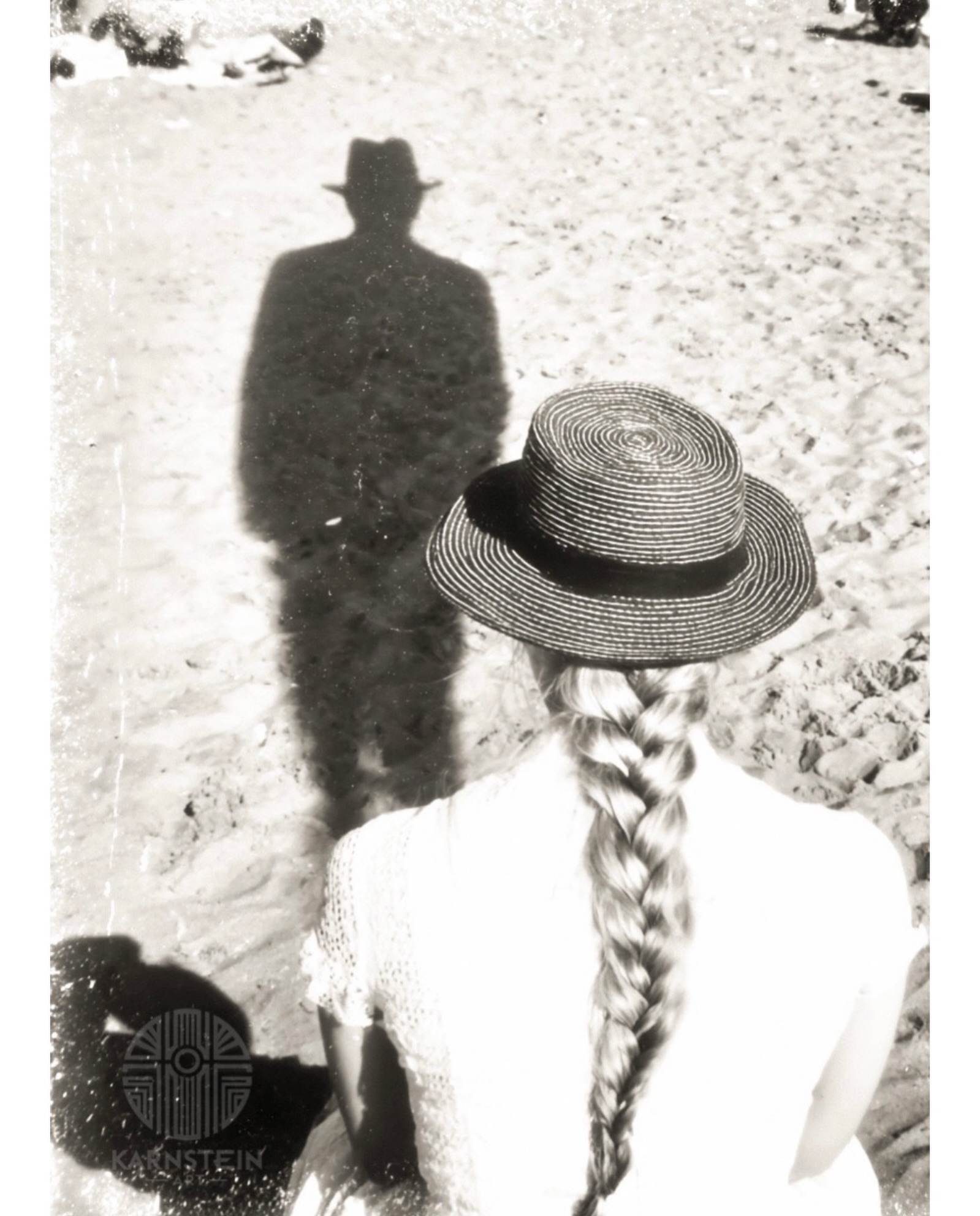 Holidays with Mr. Hyde
#photoart #blackandwhitephotography #surrealart #blackandwhite #postphotography